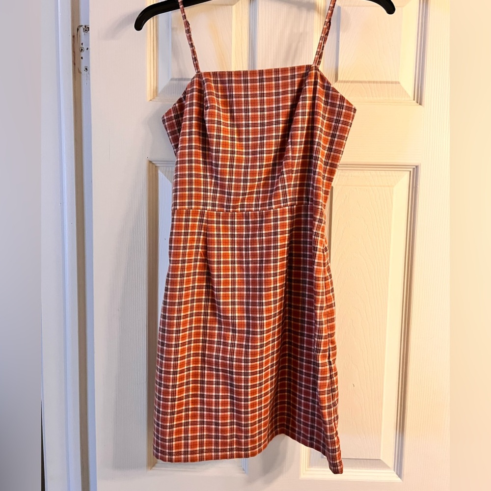 aero dress grid pattern